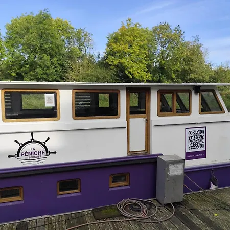 Botel Nuit Insolite A Bord D'une Peniche, 6 Personnes Bergues