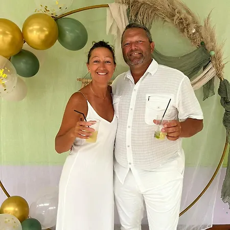 Nuit Insolite A Bord D'une Peniche, 6 Personnes بوتيل بيرج