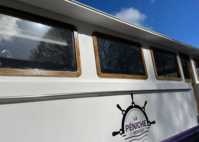 Nuit Insolite à Bord D'une Péniche, 6 Personnes Bateau-hôtel